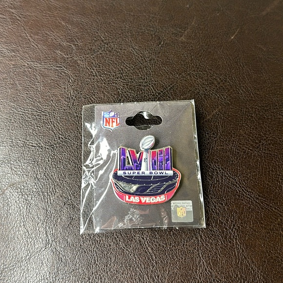 Super Bowl 58 LV Lapel Pin… - Picture 3 of 3